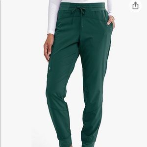 Green Barco One jogger scrubs size small